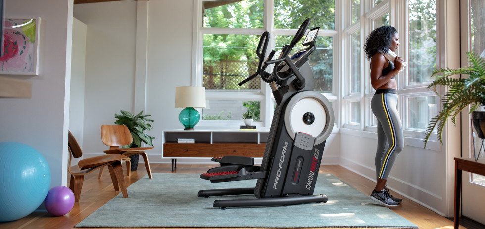 iFit Members Are Loving Cardio Again With The SMART HIIT Trainer Pro | ProForm Blog